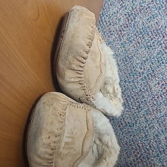 UGG Ansley Tan Suede Wool Moccasin Slippers - Picture 10 of 11